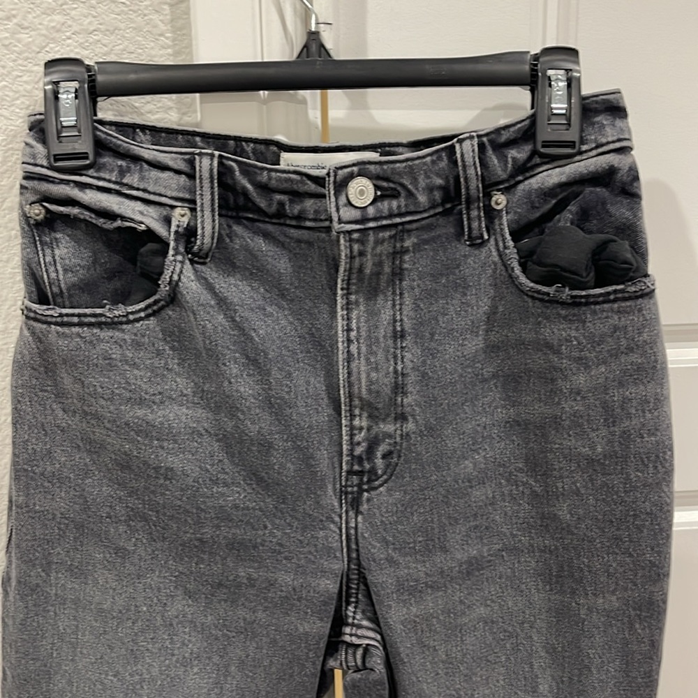 Abercrombie gray size 4 90s straight ultra high rise jeans curve love
